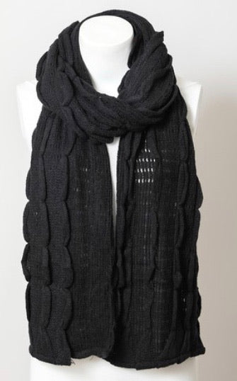 Scallop Ruffle Knit Scarf